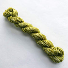 Load image into Gallery viewer, GREEN TEA