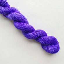 Load image into Gallery viewer, ULTRA VIOLET