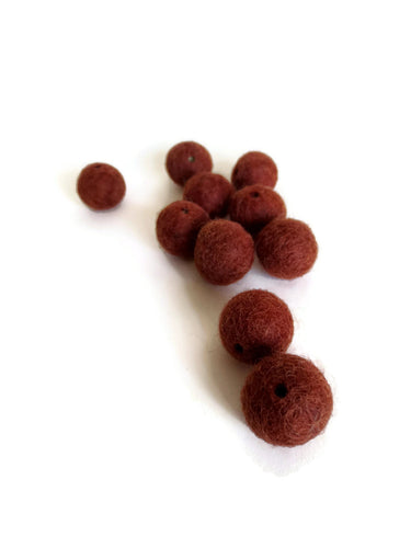 RED BROWN felt beads - 10 pack